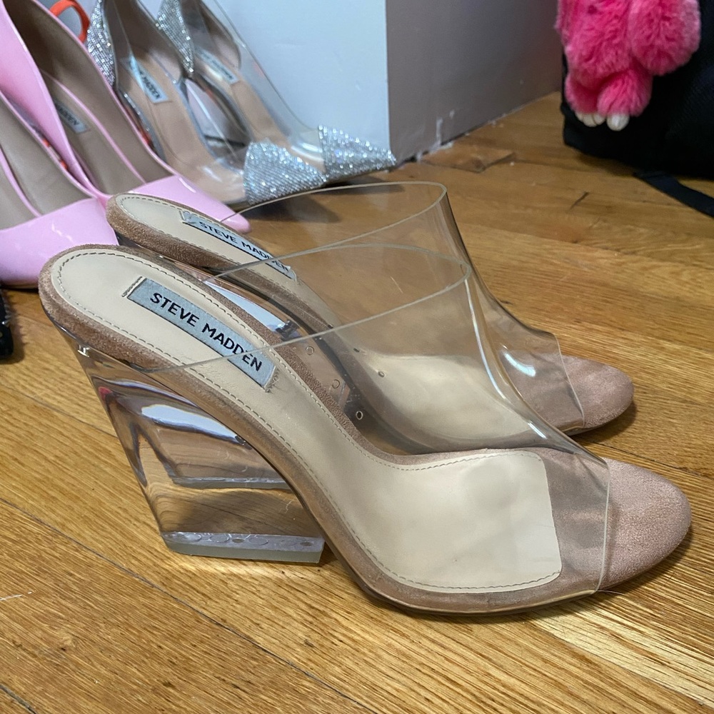 STEVE MADDEN CLEAR EVOLVE WEDGE HEEL